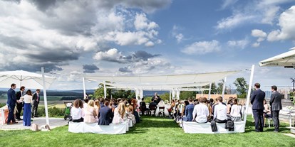 Winterhochzeit - Perfekte Jahreszeit: Sommer-Hochzeit - Hannersdorf - Trauungs Set up im Pavillon - Hannersberg - der Hochzeitsberg