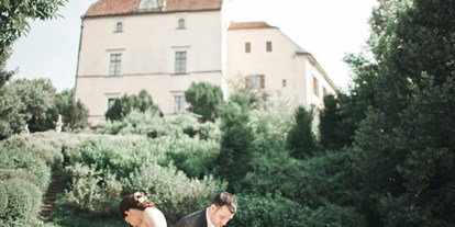Winterhochzeit - Perfekte Jahreszeit: Sommer-Hochzeit - Hannersdorf - Heiraten im Schloss Obermayerhofen in der Oststeiermark.
Foto © stillandmotionpictures.com - Schlosshotel Obermayerhofen