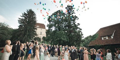 Winterhochzeit - Perfekte Jahreszeit: Sommer-Hochzeit - Hannersdorf - Heiraten im Schloss Obermayerhofen in der Steiermark.
Foto © stillandmotionpictures.com - Schlosshotel Obermayerhofen