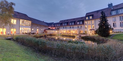 Winterhochzeit - Perfekte Jahreszeit: Herbst-Hochzeit - Apolda - Blick auf das Hotel am Schloß - Hotel am Schloß Apolda