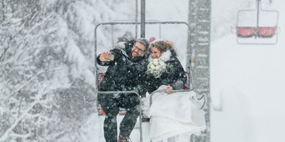 Winterhochzeit - Preisniveau: €€ - Romantisch mit dem Sessellift zur Trauung. - Rufana Alp