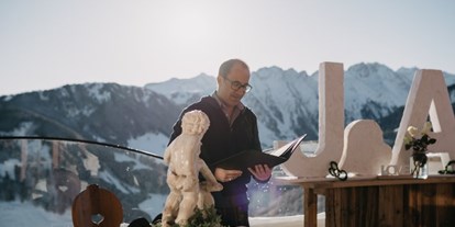 Winterhochzeit - Bewirtung: eigene Bewirtung - Sag JA zu einer Winterhochzeit in Tirol. - Rössl Alm