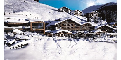 Winterhochzeit - Preisniveau: keine Angabe - Hotel-Außenansicht | Winter - Das Alpenwelt Resort****SUPERIOR