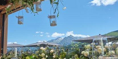 Winterhochzeit - Preisniveau: keine Angabe - Tischdeko | Lifestyle Hochzeit | Susi Alm | Sommer 2020 - Das Alpenwelt Resort****SUPERIOR