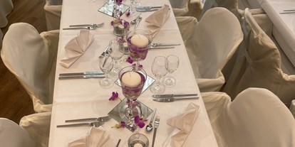 Winterhochzeit - Festzelt - Engstingen - Da wir auch Catering machen unsere Tischdekoration  - Schlosscafe Beuren & Cafe Konditorei / Hochzeits Location 