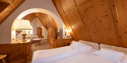 Winterhochzeit - Hochzeits-Stil: Boho - Neuhof an der Zenn - Hotel Riesengebirge