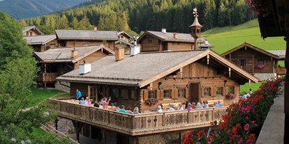 Winterhochzeit - Art der Location: Alm - Berchtesgaden - Die Embachalm unser Eventlokal. - PURADIES Hotel & Chalets