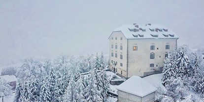 Winterhochzeit - Trauung im Freien - Schloss Greifenburg