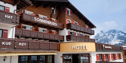 Winterhochzeit - Trauung im Freien - Das Hotel Sonnenburg im April - Hotel Sonnenburg