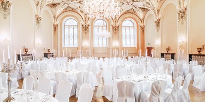 Winterhochzeit - Hochzeits-Stil: Fine-Art - Barocksaal für bis zu 180 Gäste - St. Peter Stiftskulinarium