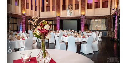 Winterhochzeit - Hochzeits-Stil: Rustic - Alte Lohnhalle by Knepper Management-11 - Alte Lohnhalle Wattenscheid