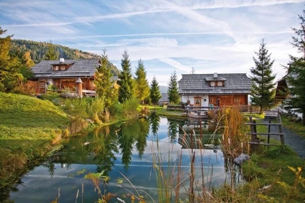 Das urige Almdorf Seinerzeit in Kärnten Das urige Almdorf in Kärnten