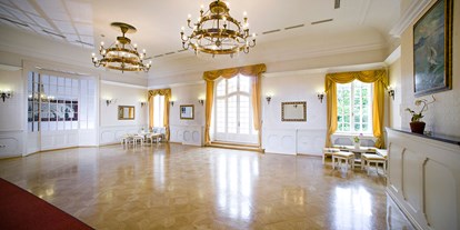 Winterhochzeit - nächstes Hotel - Győr-Moson-Sopron - Ballsaal - Schlosshotel Szidónia