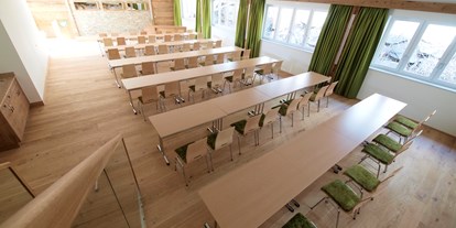 Winterhochzeit - Preisniveau: €€ - Langenlois - großer Saal "Smaragd" - Gartenhotel & Weingut Pfeffel