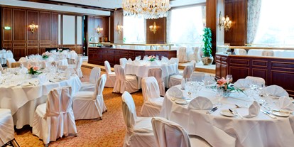 Winterhochzeit - nächstes Hotel - Wien - Salon Vier Jahreszeiten - InterContinental Wien