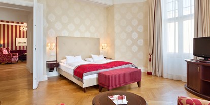 Winterhochzeit - nächstes Hotel - PLZ 2433 (Österreich) - Kaisersuite (80m2) - Austria Trend Parkhotel Schönbrunn