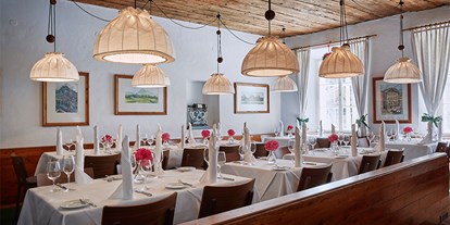Winterhochzeit - Umgebung: am Fluss - Thalgau - Salzburger Stube - K+K Restaurant am Waagplatz