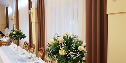 Winterhochzeit - Preisniveau: € - Mödling - Hochzeitssaal Wien Rosental
