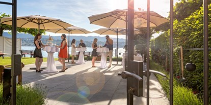Winterhochzeit - Preisniveau: €€€€ - Lottstetten - Aperos und Zeremonien direkt am Zürichsee - Romantik  Seehotel Sonne 