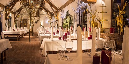Winterhochzeit - Preisniveau: €€€€ - Mitterweißenbach - Winter wedding Schloss Remise - Schloss Fuschl, A Luxury Collection Resort & Spa