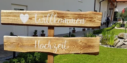 Winterhochzeit - Perfekte Jahreszeit: Herbst-Hochzeit - Wolfsegg (Landkreis Regensburg) - https://www.burgmayerstadl.de
http://www.gasthauszirngibl.de - Burgmayerstadl