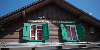 Winterhochzeit - Preisniveau: €€€ - Ried (Sankt Gilgen) - Heiraten im Strandcafe Altaussee.
Foto © sabinegruber.net - Strandcafe Restaurant