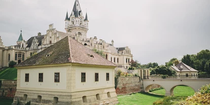Winterhochzeit - Art der Location: Schloss - Außerkasten - Das Schloss Grafenegg in Niederösterreich. - Schloss Grafenegg