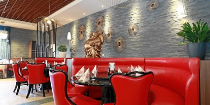 Winterhochzeit - Art der Location: Hotel - Höchenschwand - Moderne Einrichtung - Chinarestaurant Fudu Rheinfelden