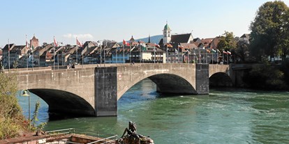 Winterhochzeit - Umgebung: am Fluss - Hasel - Location am Rhein für Hochzeit oder Spaziergänge - Chinarestaurant Fudu Rheinfelden