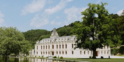 Winterhochzeit - Preisniveau: €€ - Niederösterreich - Malerischer Blick auf das Schloss Hernstein in Hernstein (NÖ).
Foto © thomassteibl.com - Schloss Hernstein