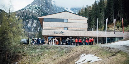 Winterhochzeit - Trauung im Freien - Hall in Tirol - Heiraten im Lizum 1600, in 6094 Axams.
Foto © blitzkneisser.com - Lizum 1600