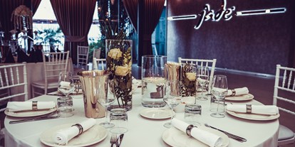 Winterhochzeit - Perfekte Jahreszeit: Sommer-Hochzeit - Gladbeck - Geschmackvoll geschmückt, edel gedeckte Tische - JADE SAAL EVENTLOCATION