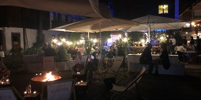Winterhochzeit - Garten - Saulgrub - Sommernachtstraumhochzeit im 4Eck Garten - 4ECK Restaurant & Bar 