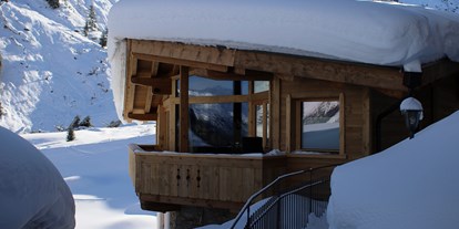Winterhochzeit - Umgebung: in den Bergen - Längenfeld - Honeymoon Chalet - PURE Resort Pitztal