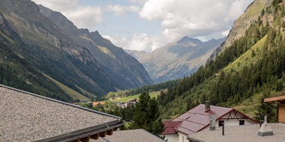 Winterhochzeit - Preisniveau: keine Angabe - Österreich - Aussicht von Resort ins Tal - PURE Resort Pitztal