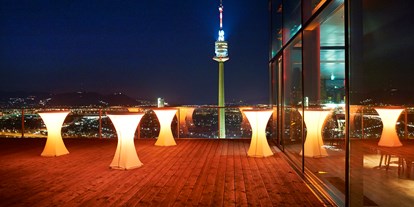 Winterhochzeit - Hochzeits-Stil: Urban Chic - Mödling - wolke21 im Saturn Tower