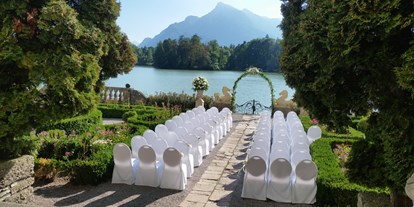 Winterhochzeit - Geeignet für: Hochzeit - Berchtesgaden - Standesamtliche Trauung am Weiher - Hotel Schloss Leopoldskron