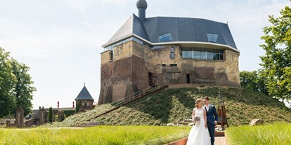 Winterhochzeit - Perfekte Jahreszeit: Herbst-Hochzeit - Limburg - Unsere Garten beim Burg ist sehr schön für Fotos  - Kasteel De Keverberg