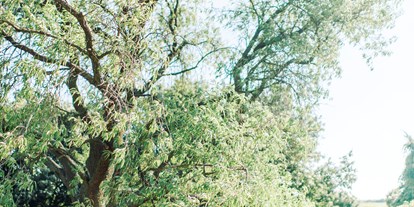 Winterhochzeit - Art der Location: im Freien - Fertörákos - Ab 2017 sind auch Trauungen in unserem Weingarten mit Blick auf den See möglich! - Himmelblau Rust - Hochzeit im Vintage Haus