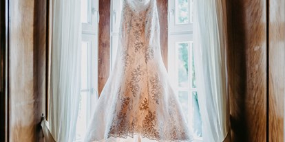 Winterhochzeit - PLZ 63814 (Deutschland) - Wir bieten das perfekte Ambienten für das Brautkleid - und die perfekte Hochzeitslocation für euch. - Hofgut Dippelshof