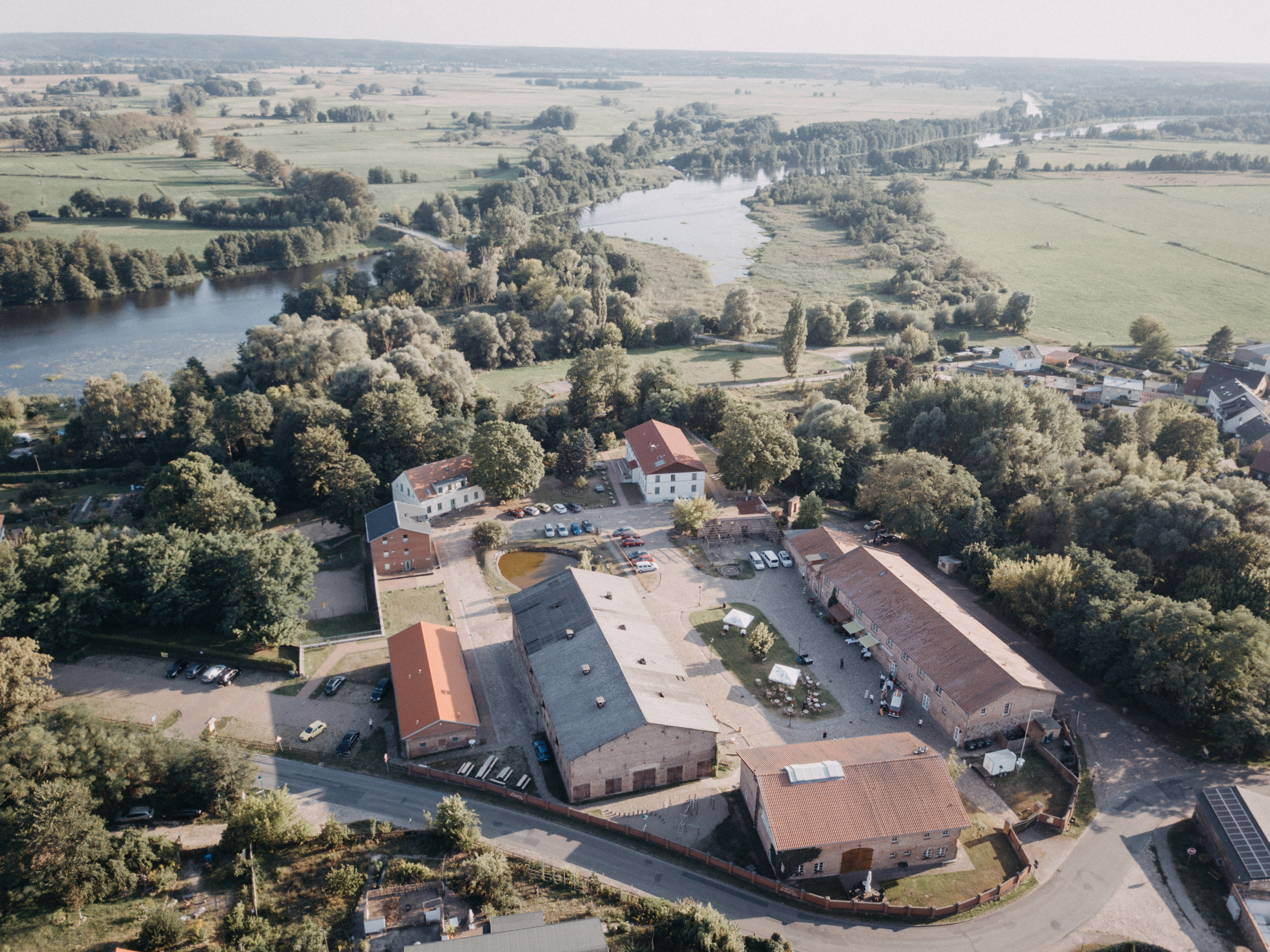 Hochzeitslocation - Der Landhof Liepe in Brandenburg für eure Hochzeit. - Landhof Liepe