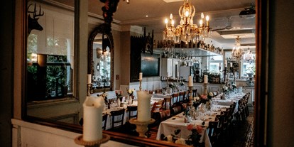 Winterhochzeit - Krefeld - Das Restaurant bietet Platz für 110 Sitzplätze. Wenn die Tanzfläche während des Essens bestuhlt wird, können sogar 150 Hochzeitsgäste Platz nehmen. - LA DÜ