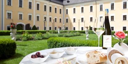 Winterhochzeit - Preisniveau: €€ - Gerlham - Schlossgarten - Schlosshotel Mondsee