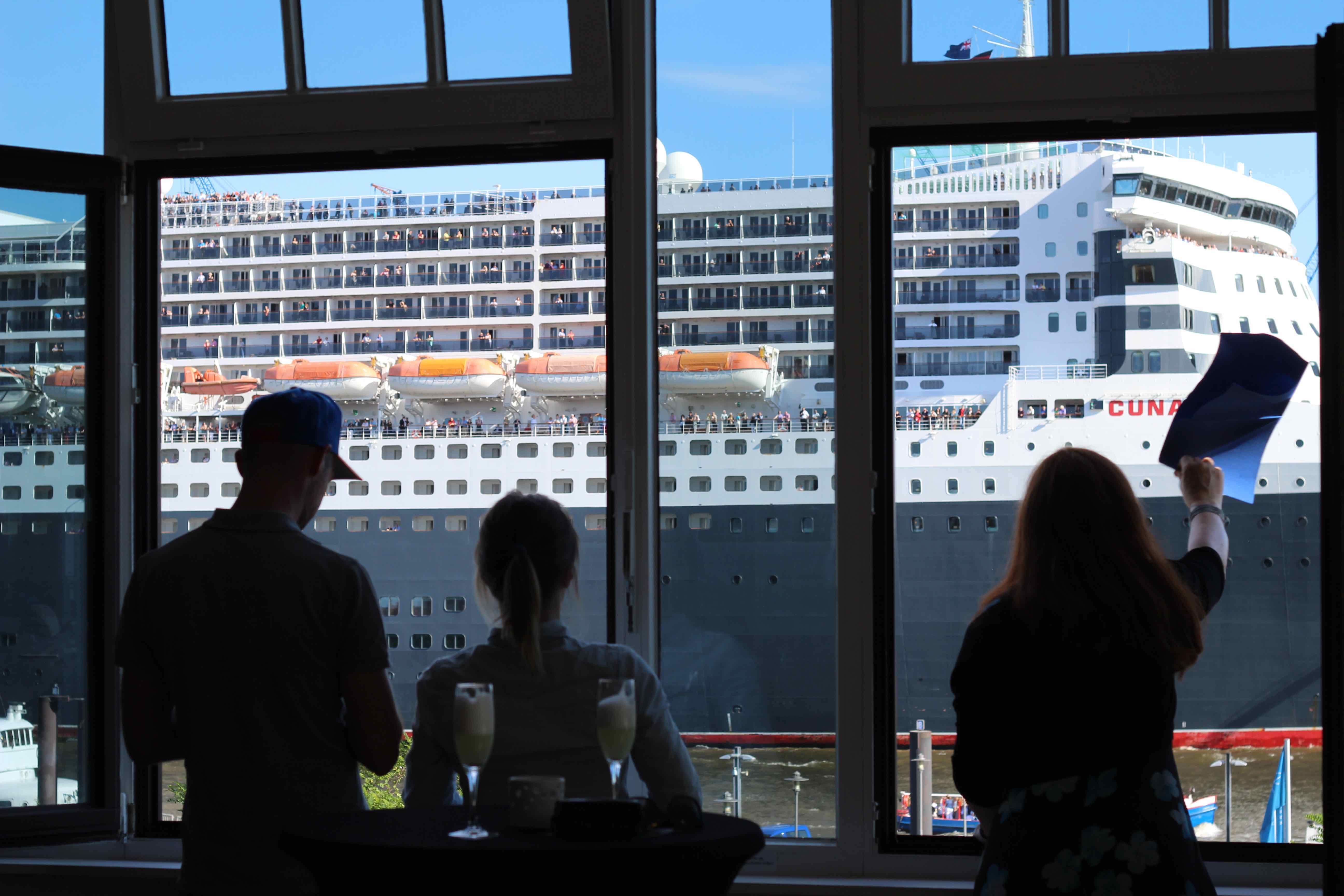 Hochzeitslocation - Der beste Hafenblick der Stadt!  - Elblocation Panorama Lounge 