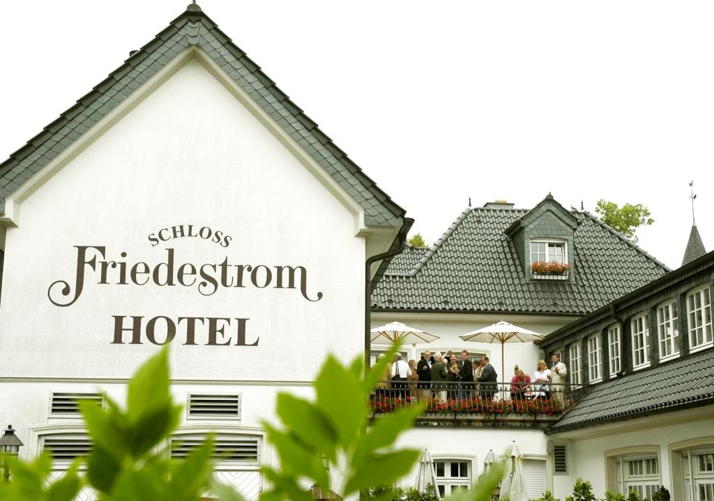 Hochzeitslocation - Hotelansicht  - Hotel „Schloss Friedestrom“