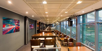 Winterhochzeit - barrierefreie Location - Stade - Center Court Lounge
