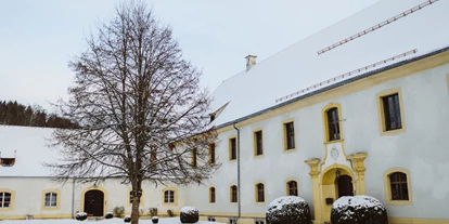 Winterhochzeit - Trauung im Freien - Allmendingen - Impression Winterhochzeit - Schloss Ehrenfels