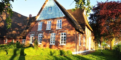Winterhochzeit - Preisniveau: €€€ - Oberndorf (Landkreis Cuxhaven) - Hausansicht - Landsitzhotel Peterhof