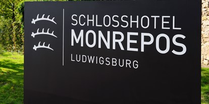 Winterhochzeit - Preisniveau: €€€ - Winterbach (Rems-Murr-Kreis) - Das Schlosshotel Monrepos  - Schlosshotel Monrepos