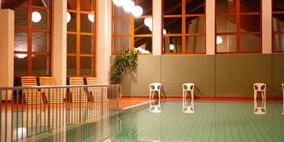 Winterhochzeit - nächstes Hotel - Deutschland - Schwimmbad - Landhaus Nordhelle